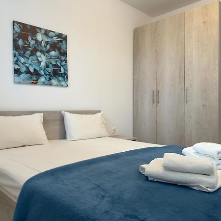 Blue Horizon 6 Apartment Nea Kallikrateia Exterior photo