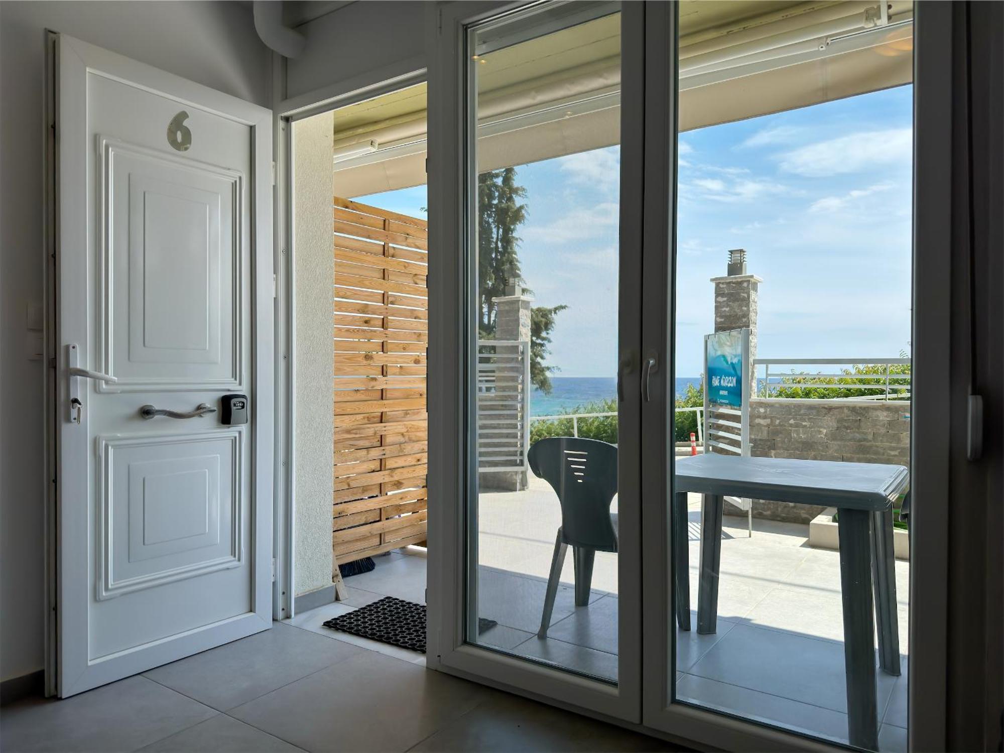 Blue Horizon 6 Apartment Nea Kallikrateia Exterior photo