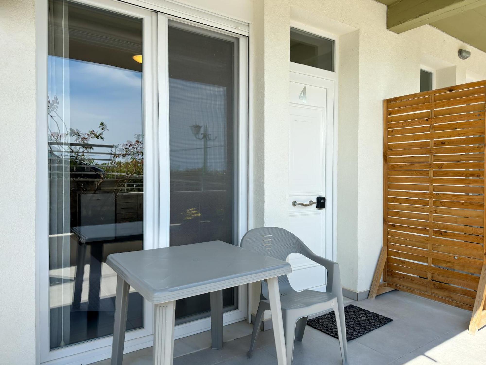 Blue Horizon 6 Apartment Nea Kallikrateia Exterior photo